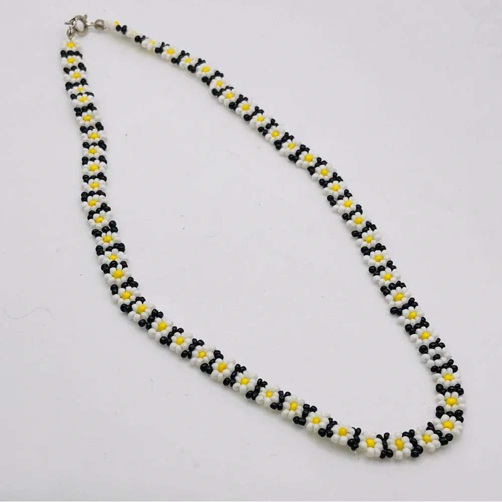 Cute Handcrafted Seed Bead Daisy Necklace White Yellow Black Hippie Boho Vibe